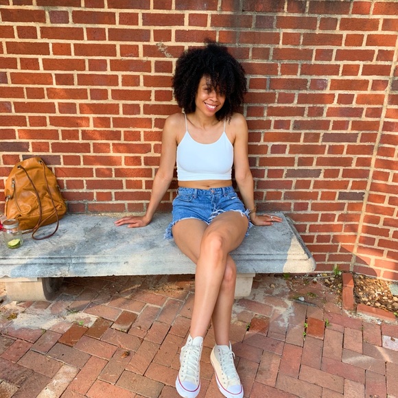 Hi 👋🏽 I’m Leigh! - Picture 2 of 5